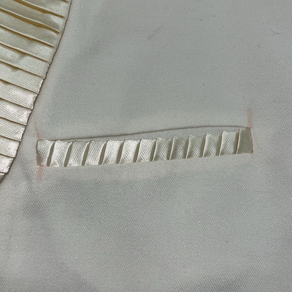 Cream Formal Vintage Kids Vest Satin Silk - Picture 5 of 13